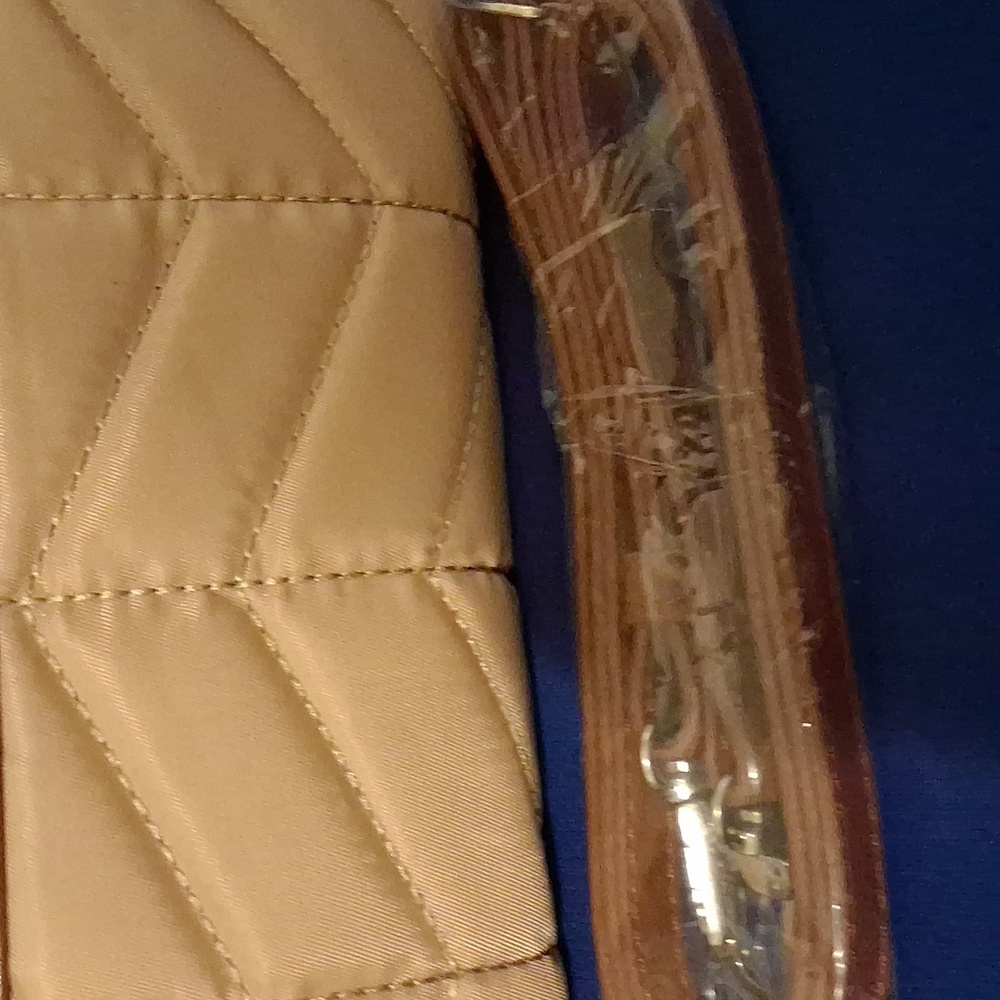 Wristlet-I-phone Charger- NWOT's - Picture 2 of 9